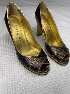 CALIGARIUS - Bronze Snake-Texture Peep Toe Pumps - Size 7 - Made in Italy